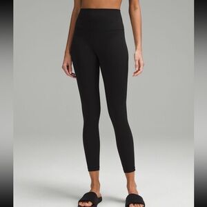 lululemon Wunder Under High-Rise Tight 25" Full-On Luxtreme Black size 4